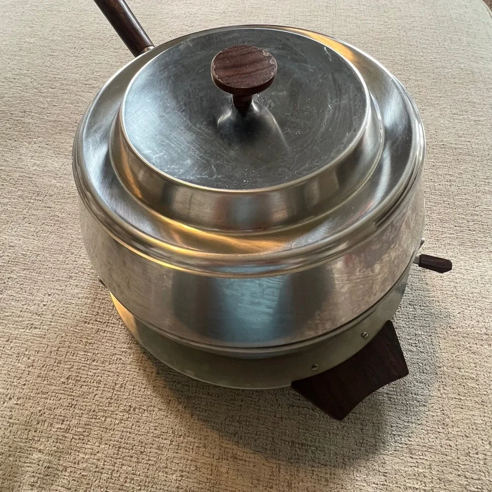 Vintage MCM Stainless Steel Fondue Set Wood Handles 18 Numbered‎ Forks Retro 70s